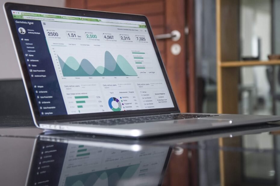 How Marketing Companies Buy, Sell, and Syndicate Your Email Address